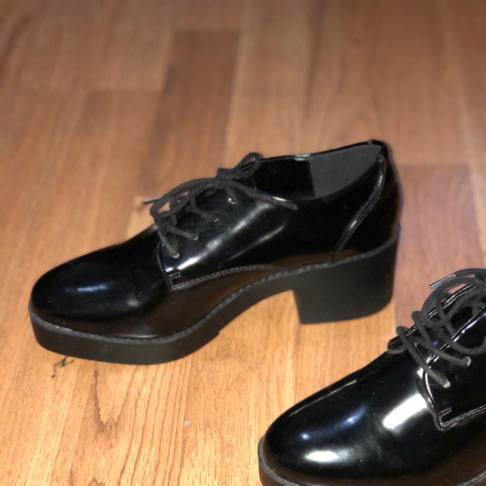 Black shoes from f21 - Picture 2 of 5